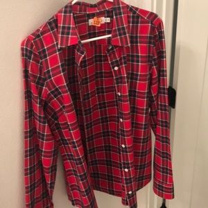 Vineyard vines button down plaid shirt